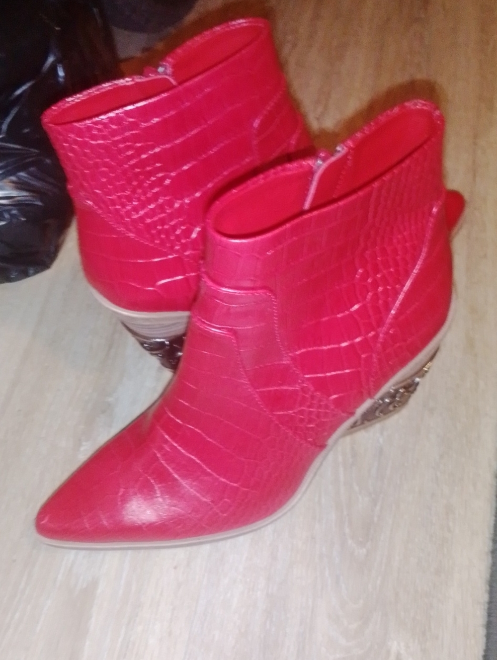 Gianni Bini Red Croc-Embossed Pointed Ankle Booties with Decorative Heel